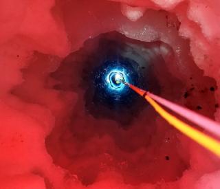 IceFin maps the Ross Ice Shelf near Kamb Ice Stream. (Icefin/NASA PSTAR RISE UP/Schmidt/Quartini)